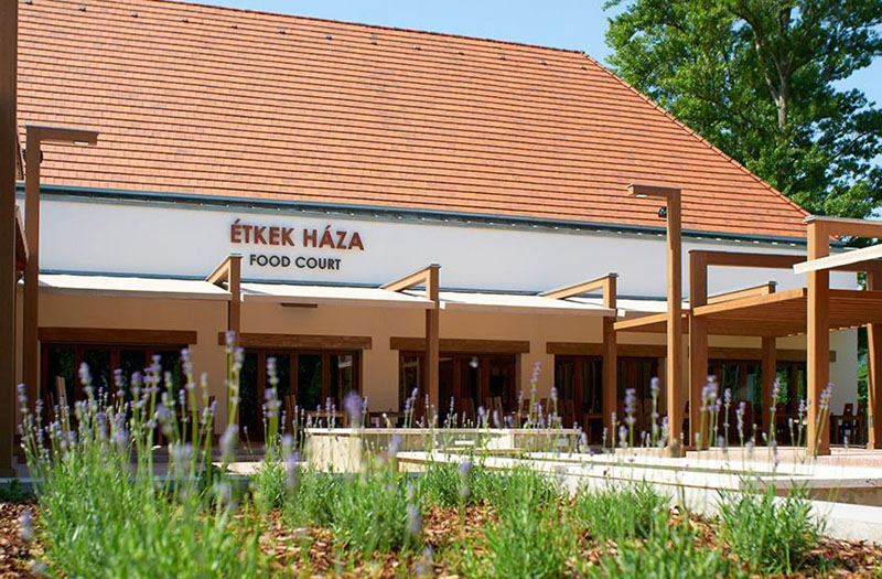 A Visegrádi Palotaház  